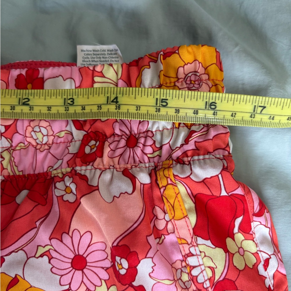 Avia Floral 2-1 Shorts - Red and Pink Size Large 12-14 EUC - Picture 6 of 7